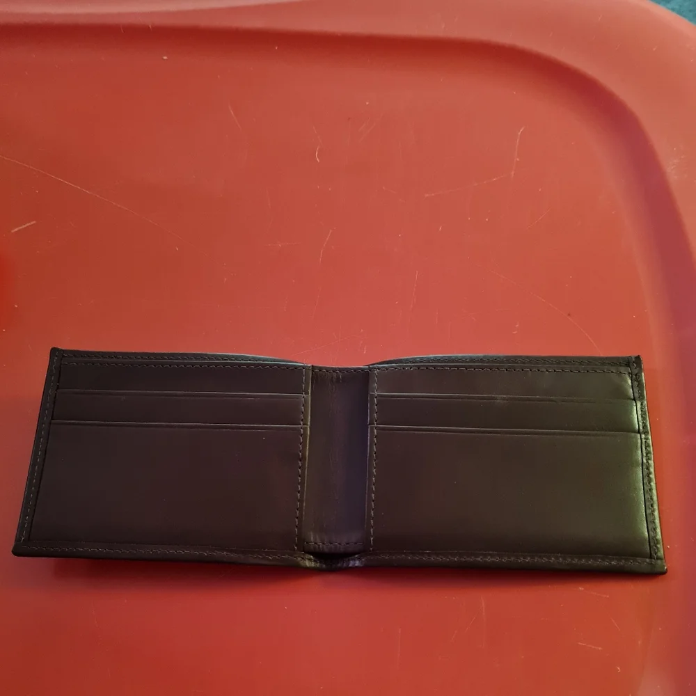 NWOT Men's unbranded Brown Wallet